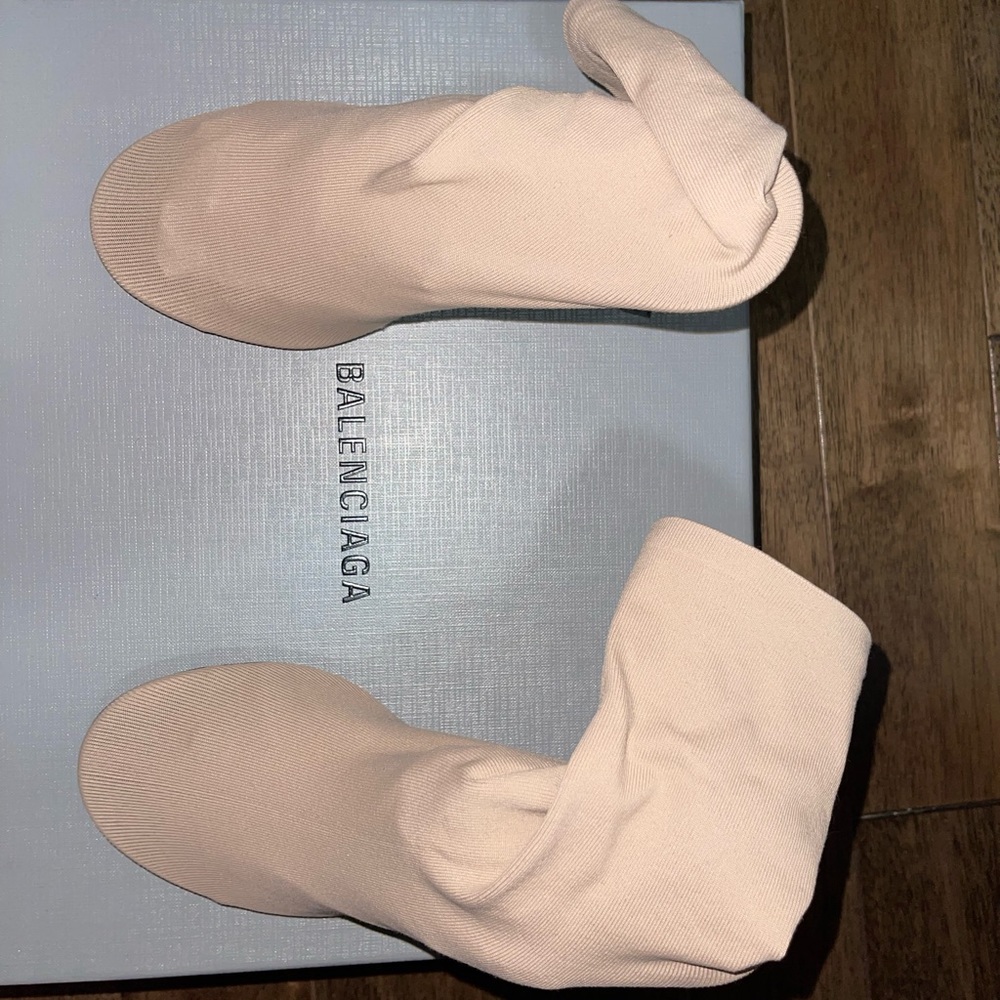 Balenciaga
Tight 110mm Bootie - Picture 2 of 7